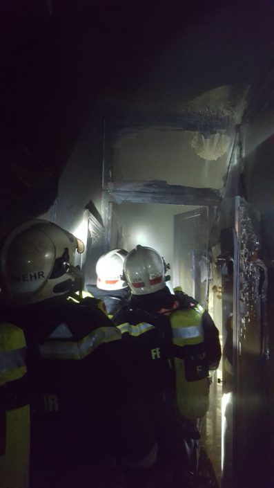 Frau verstirbt bei Wohnungsbrand