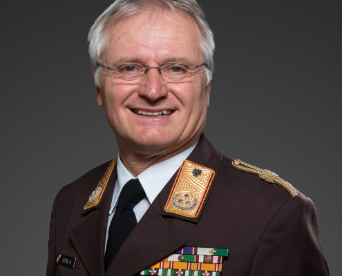 FPräs Albert KERN