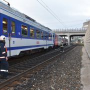 Fahrgäste nach Leitungsschaden in Zug eingeschlossen