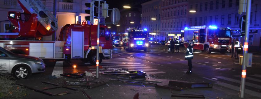 Fünf Verletzte nach Explosion in einem Wohnhaus