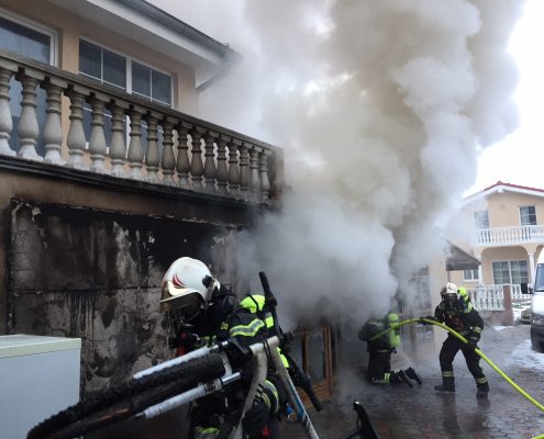 Wien Essling – Brand in Mehrparteienhaus