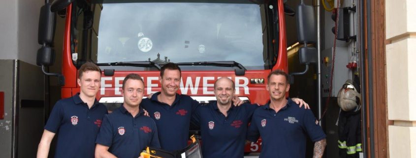 Erfolgreiche Reanimation durch Feuerwehrleute und Rettungskräfte nach plötzlichem Herzstillstand