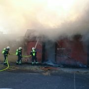 Drei Verletzte nach Brand in ehemaligen Freizeitzentrum in Wien-Oberlaa