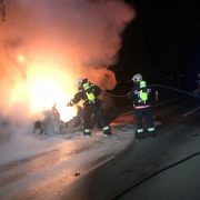 Pkw nach Unfall ausgebrannt