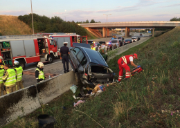 Fünf zum Teil Schwerverletzte nach Verkehrsunfall auf S1