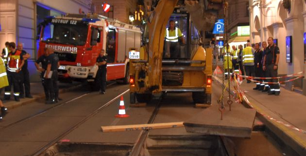 Abbruch einer Vorstellung im Theater in der Josefstadt nach Wasserrohrbruch