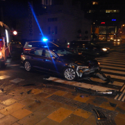 Verkehrsunfall – Lenkerin eingeklemmt