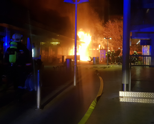 Berufsfeuerwehr Wien verhindert Großbrand in Simmeringer Einkaufszentrum