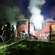 Gebäudevollbrand in Kleingartenanlage