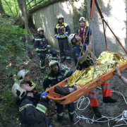 Berufsfeuerwehr Wien rückt zwei Mal zu Freizeitunfällen im Bereich der Höhenstraße aus